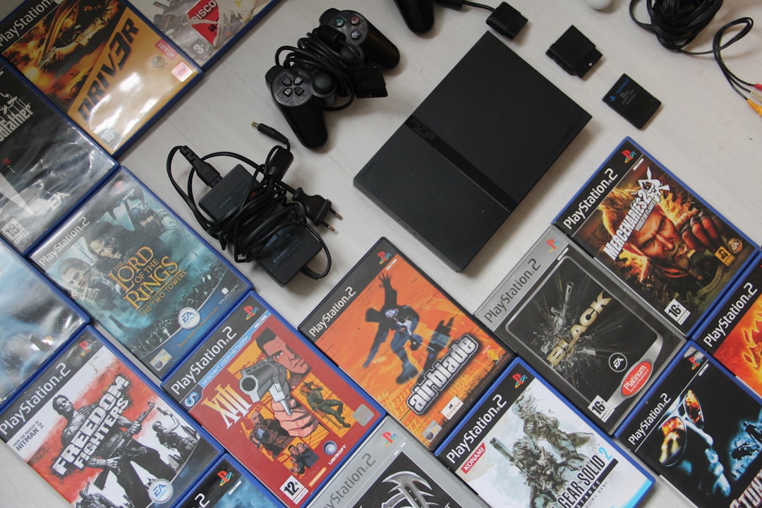 PS5 Slim + 2 controllers