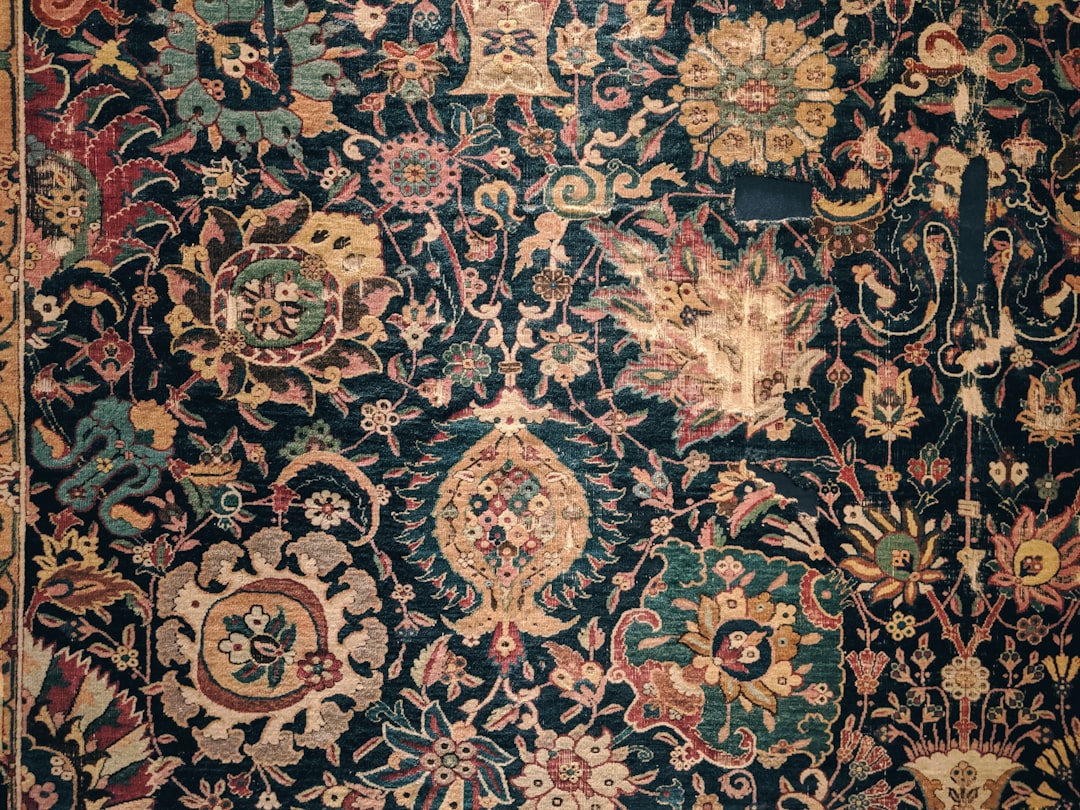 Vintage Persian rug — 6x9